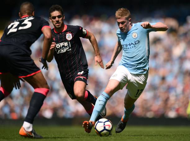 前都面对尤 前都面对尤