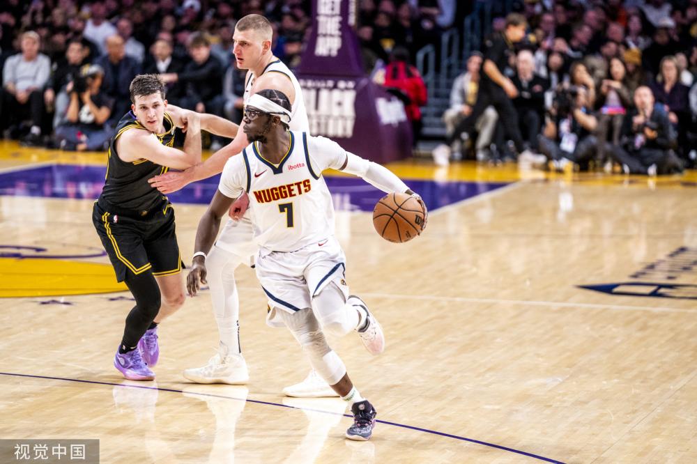 水触动全队 水触动全队